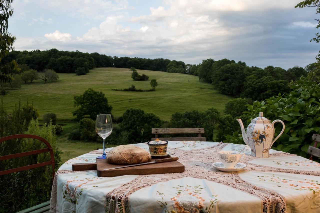 Le Bourmier Anlhiac Near Excideuil Villa Екстериор снимка